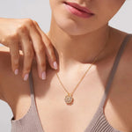 Load image into Gallery viewer, Ouabahas™ - Collier Trèfle en Forme de Cœur : Symbole de Chance et d'Amour
